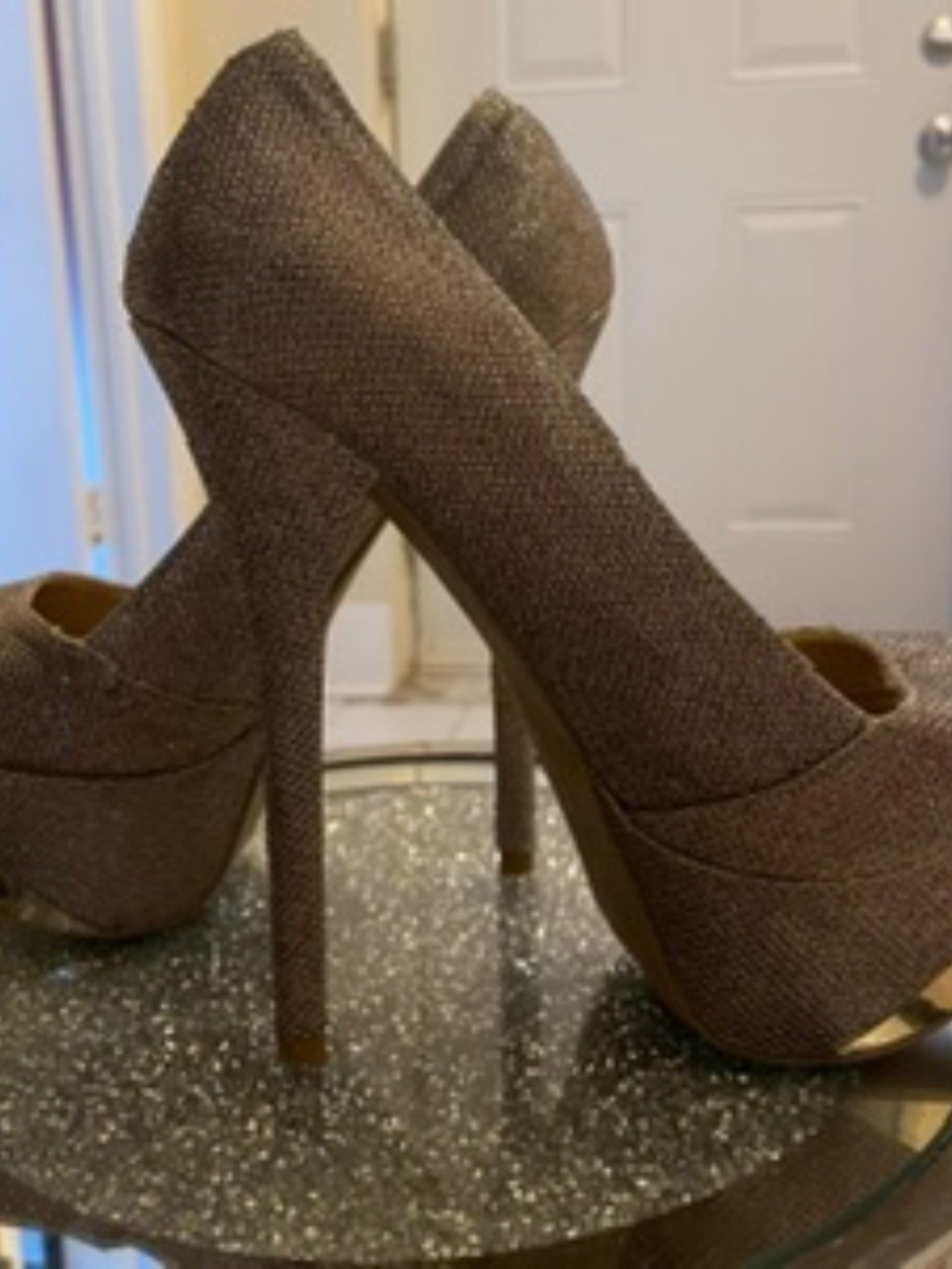 NWOT Gold Toe Glitter Sling Back Platform Stilettos (7.5/8) - Picture 5 of 10